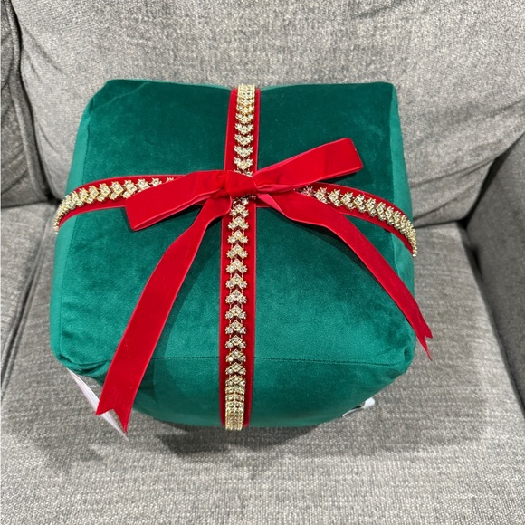 cupcakes & cashmere Other - NWT Holiday Present/ Gift Box Faux Crystal Throw Pillow
